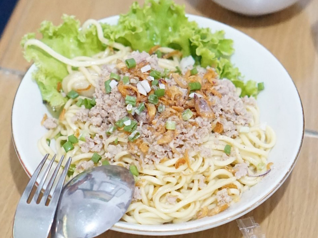 Mie gajah mada