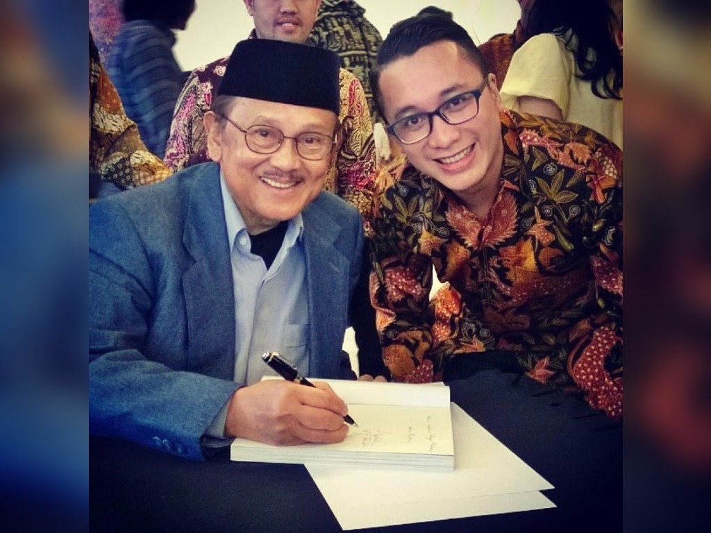 BJ Habibie dan Bayu Oktara