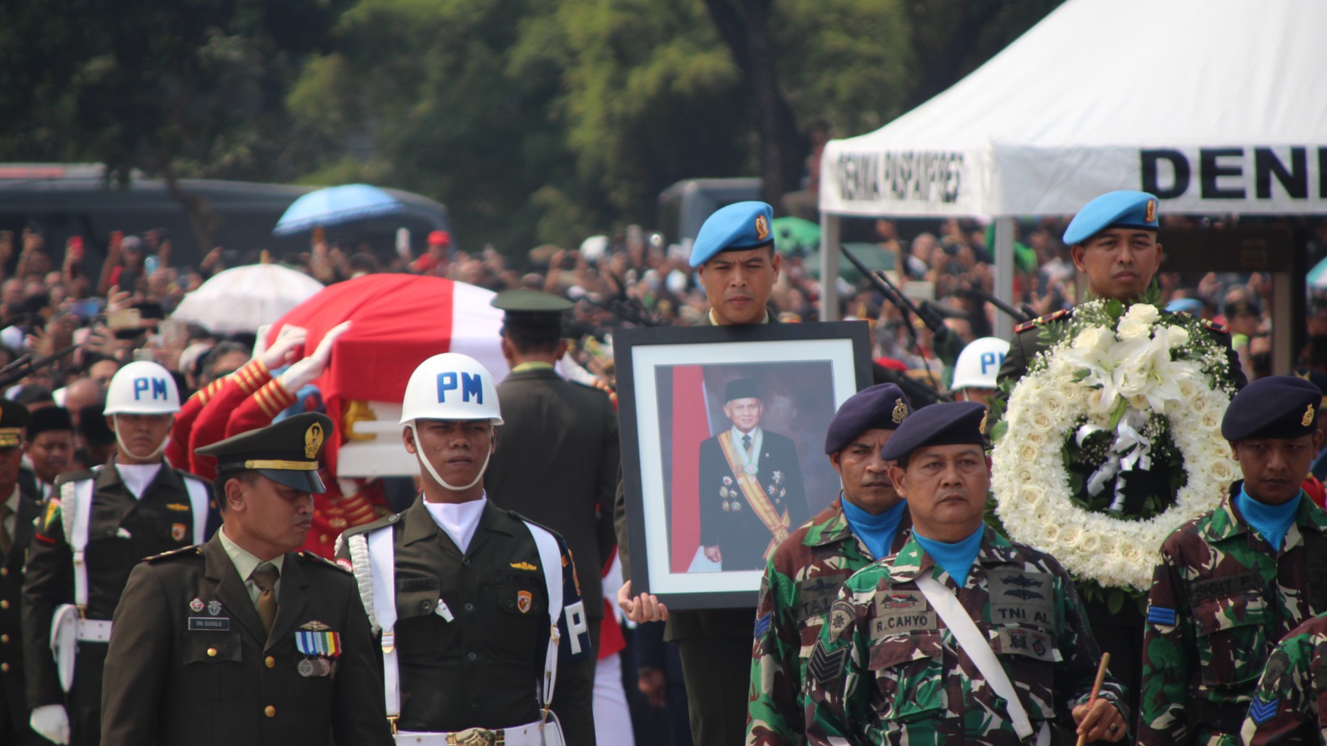 Pemakamaan jenazah BJ Habibie