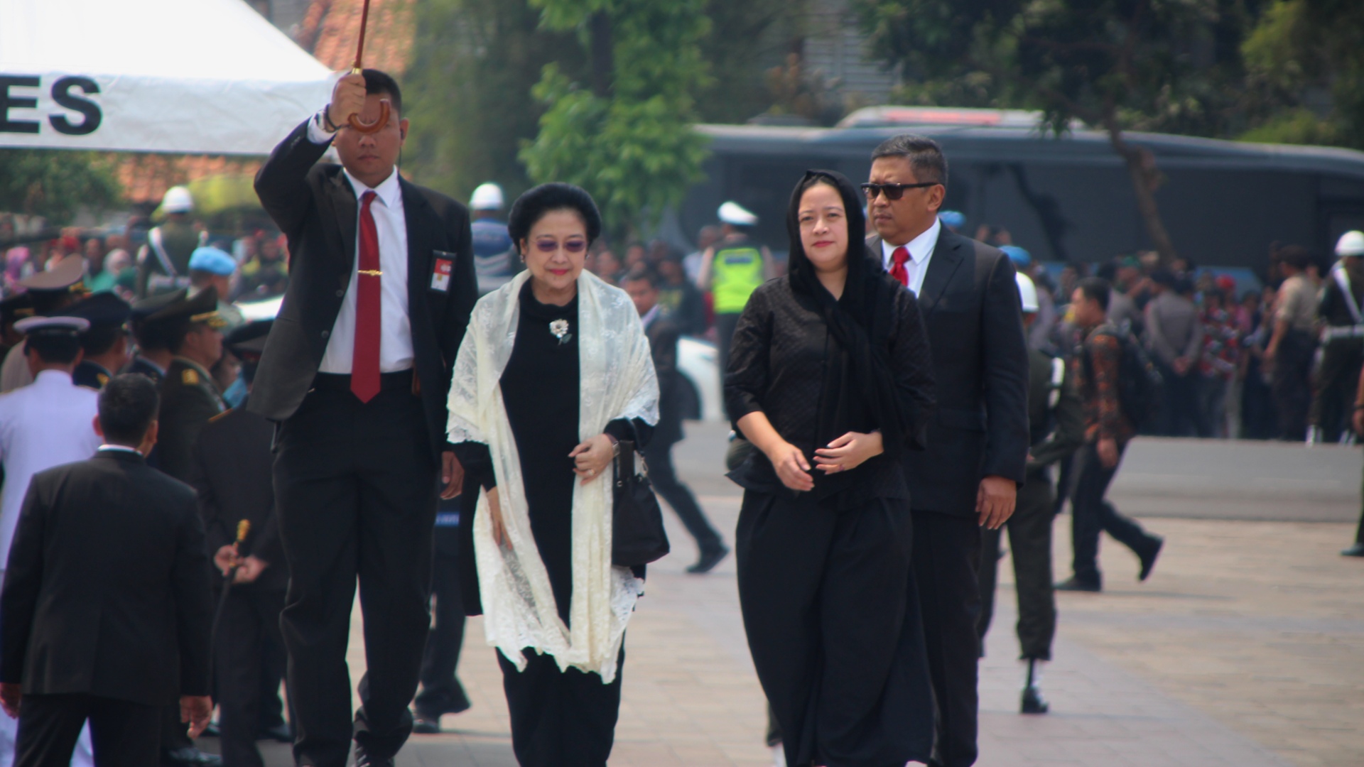 Megawati dan Puan Maharani