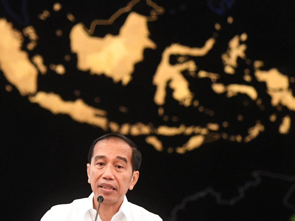 Jokowi Revisi UU KPK