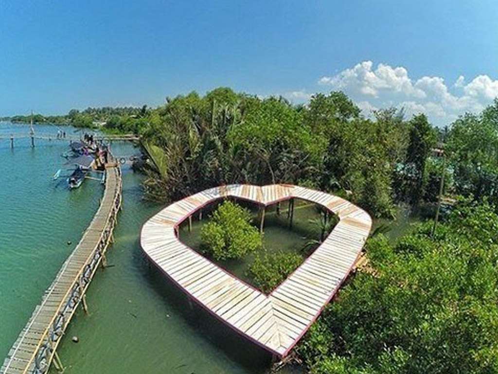 Pantai Pasir Kadilangu Kulonprogo