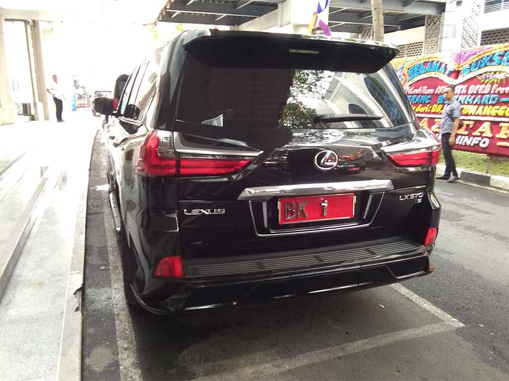 Mobil dinas edy rahmayadi