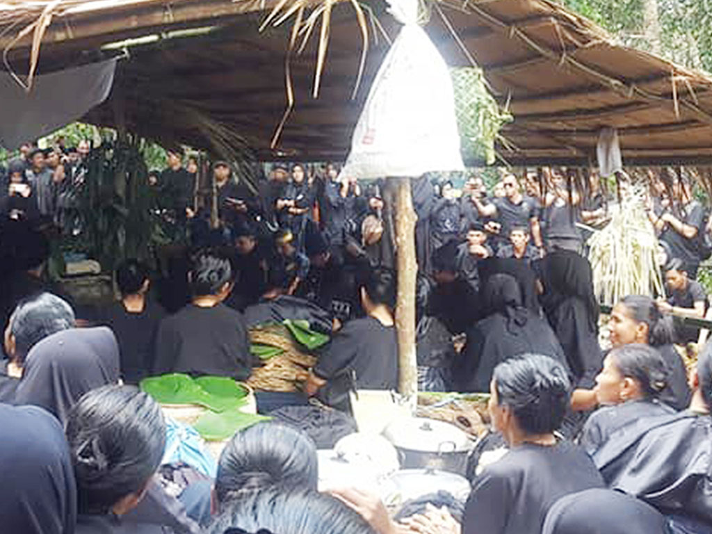 Andingingi Ritual suku Kajang sulsel