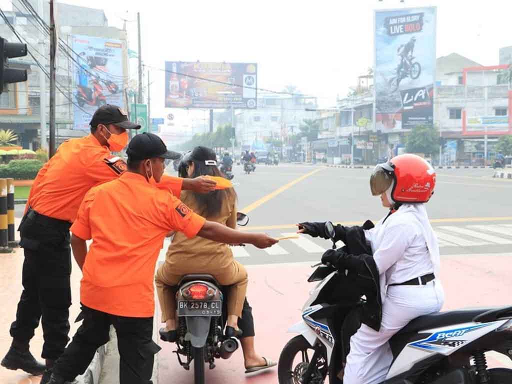 Bagi masker di binjai