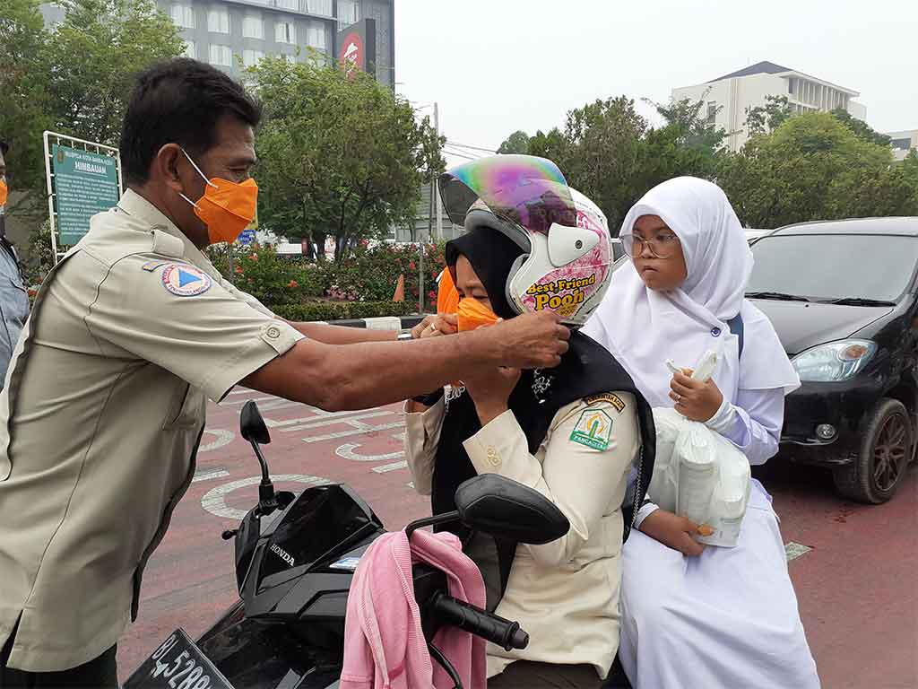 bagi masker di banda aceh