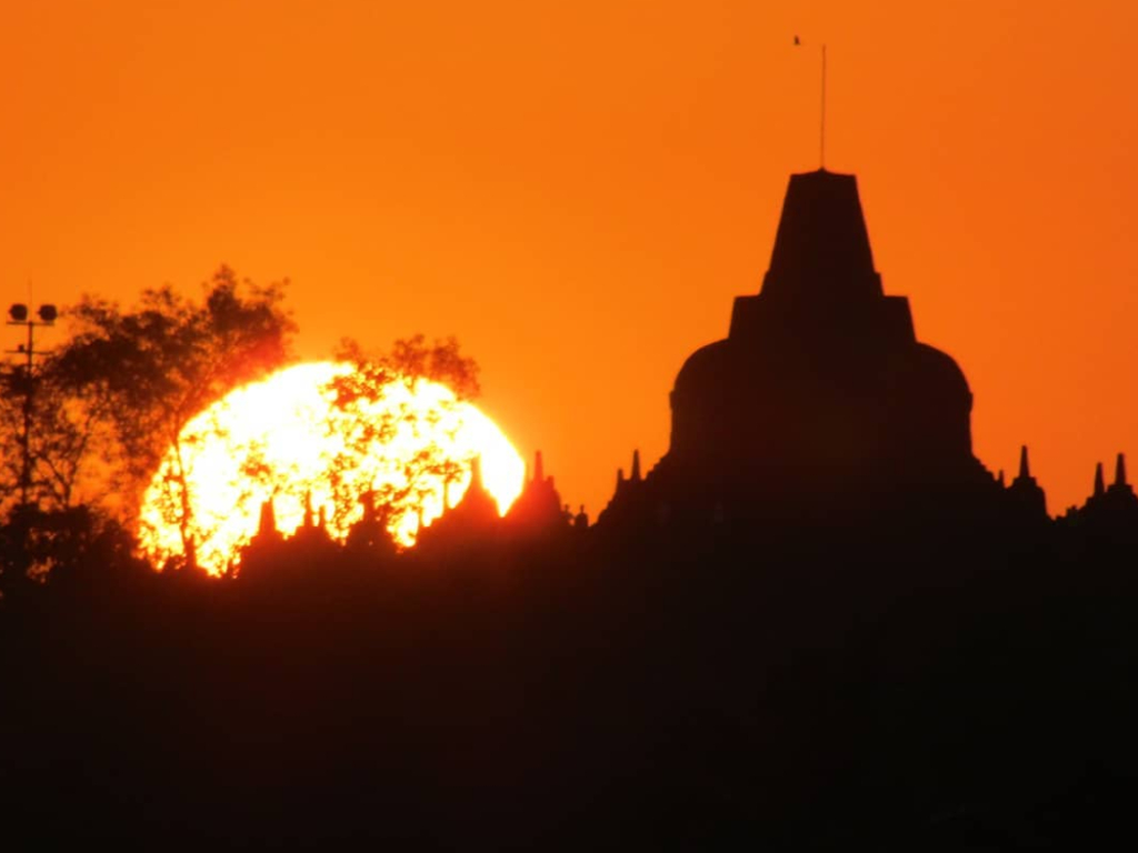 Sunset di Candi Borobudur