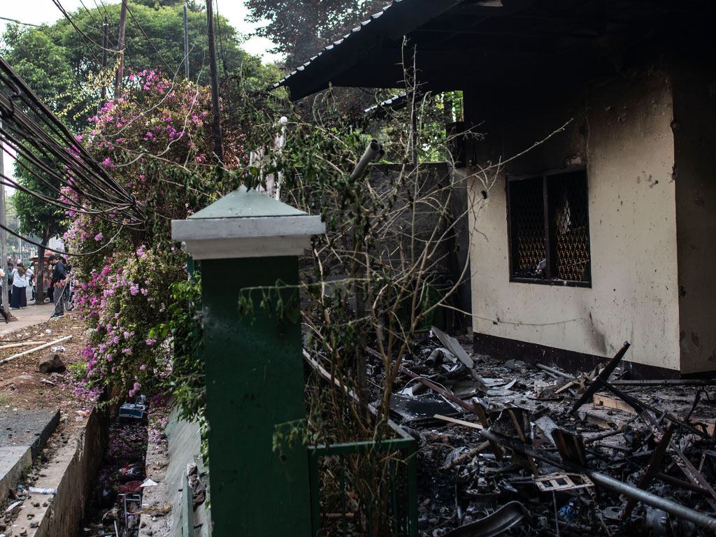 Fasilitas Umum Rusak Pasca Demo Mahasiswa