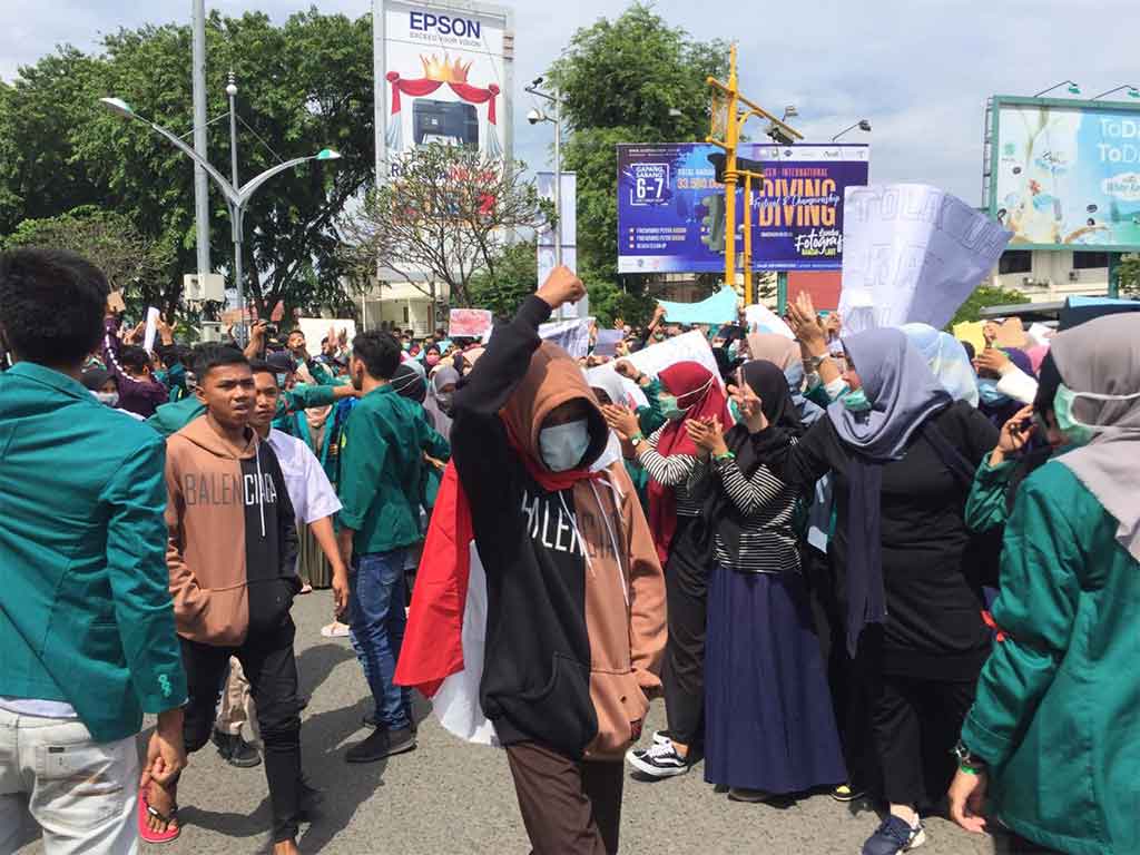 pelajar aceh demo