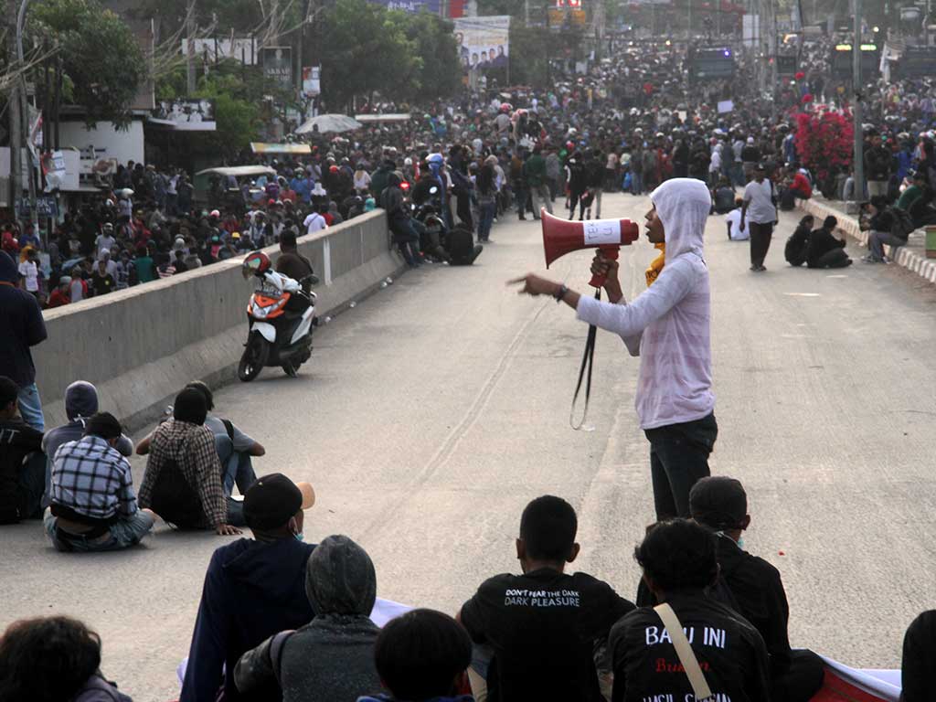 Mahasiswa demonstrasi