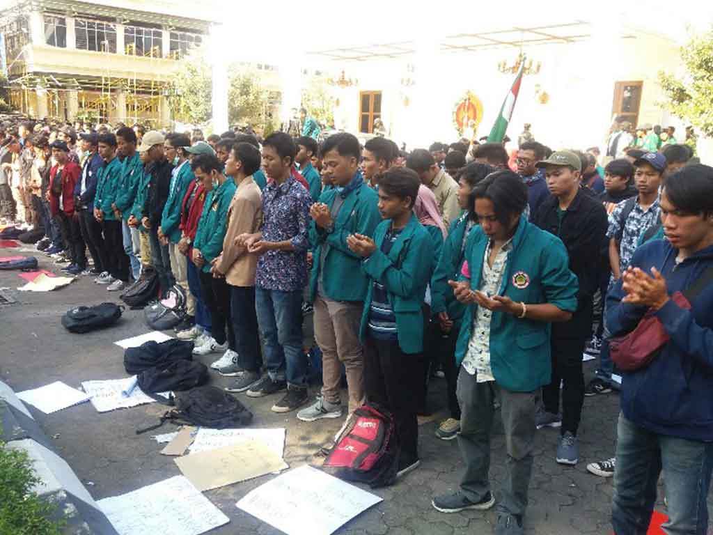 Salat Gaib Yogya