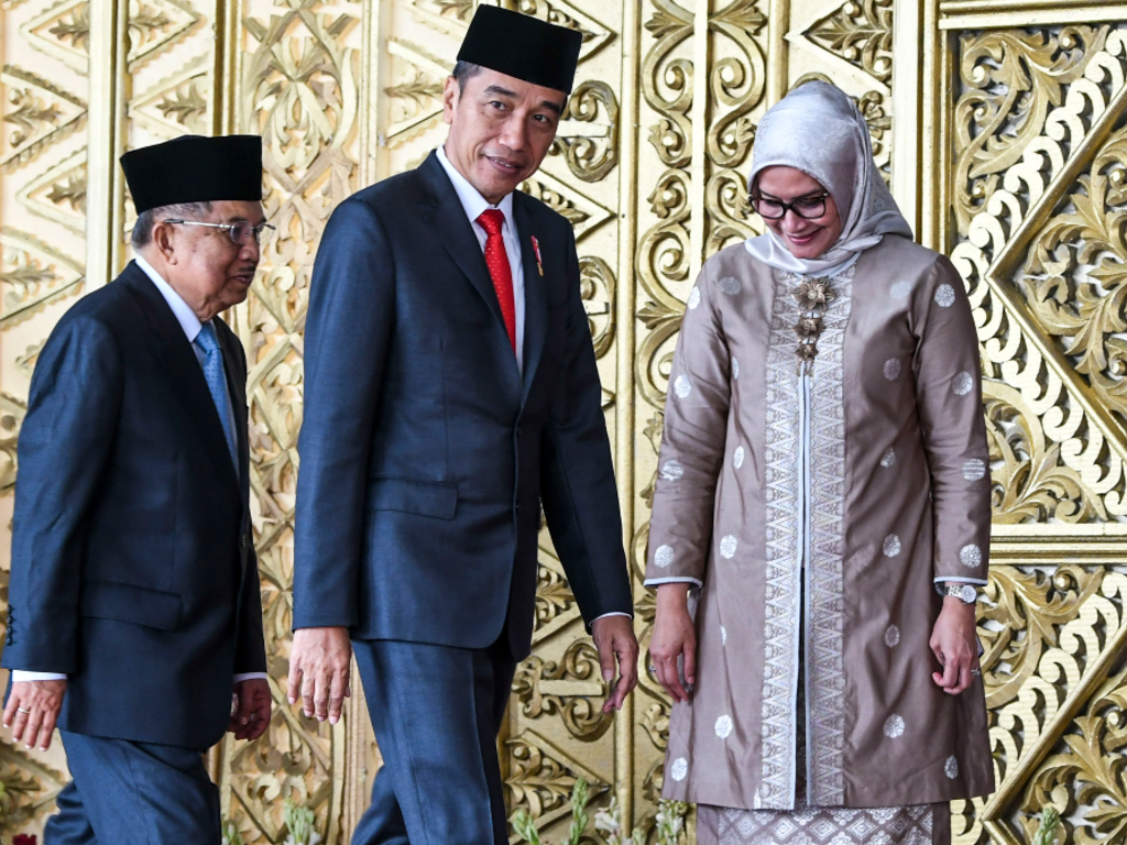 Jokowi pelantikan DPR