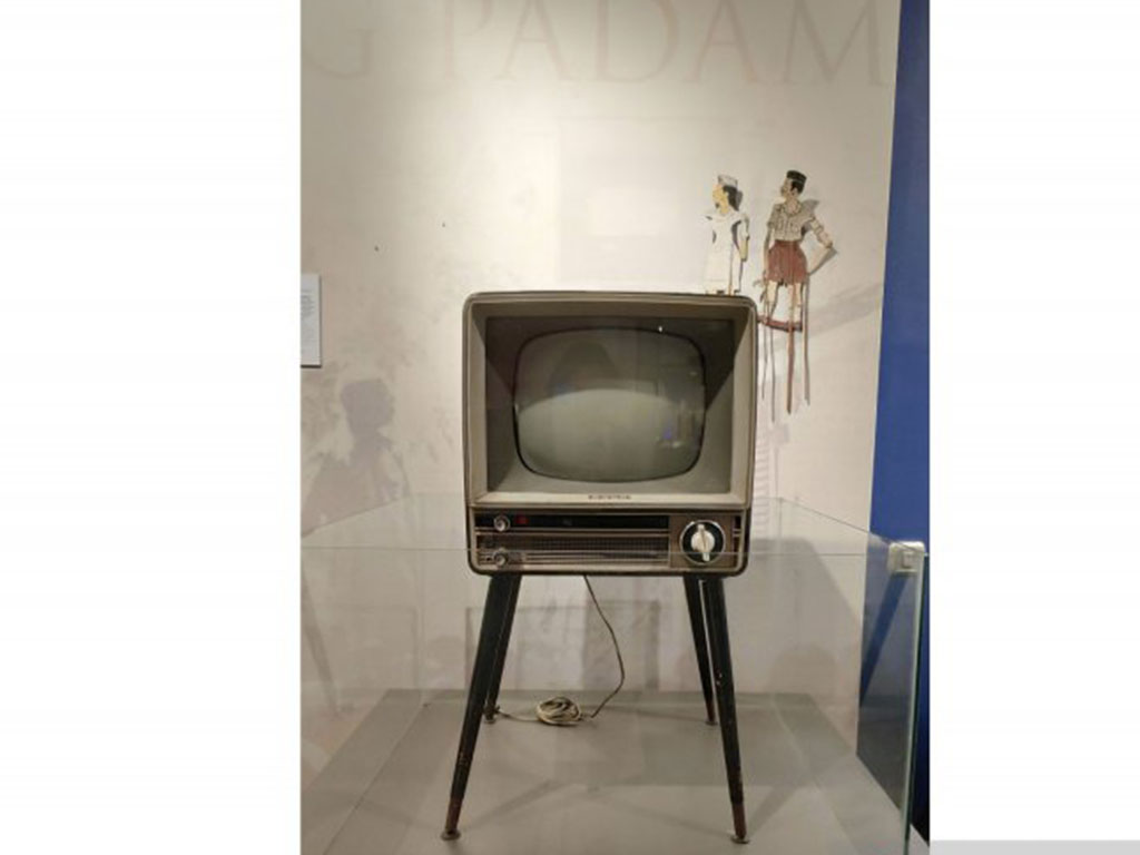 Televisi dan Kamera Jadul di Museum Penerangan Tagar