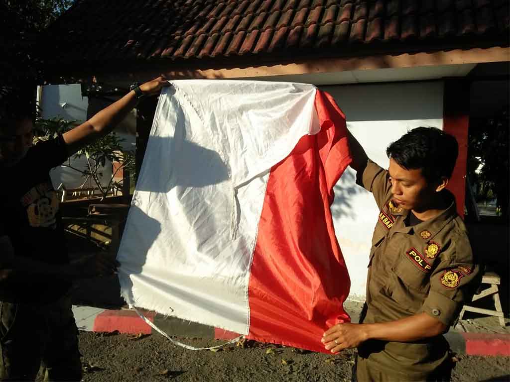 Bendera Robek