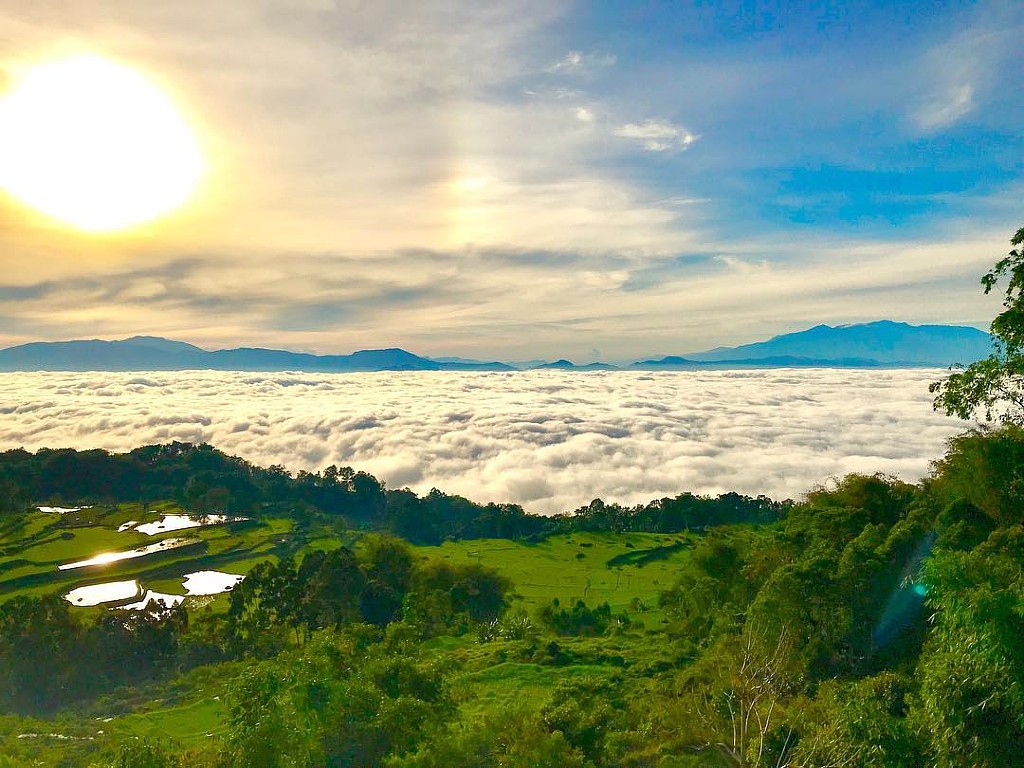 Wisata Batutumonga di Toraja