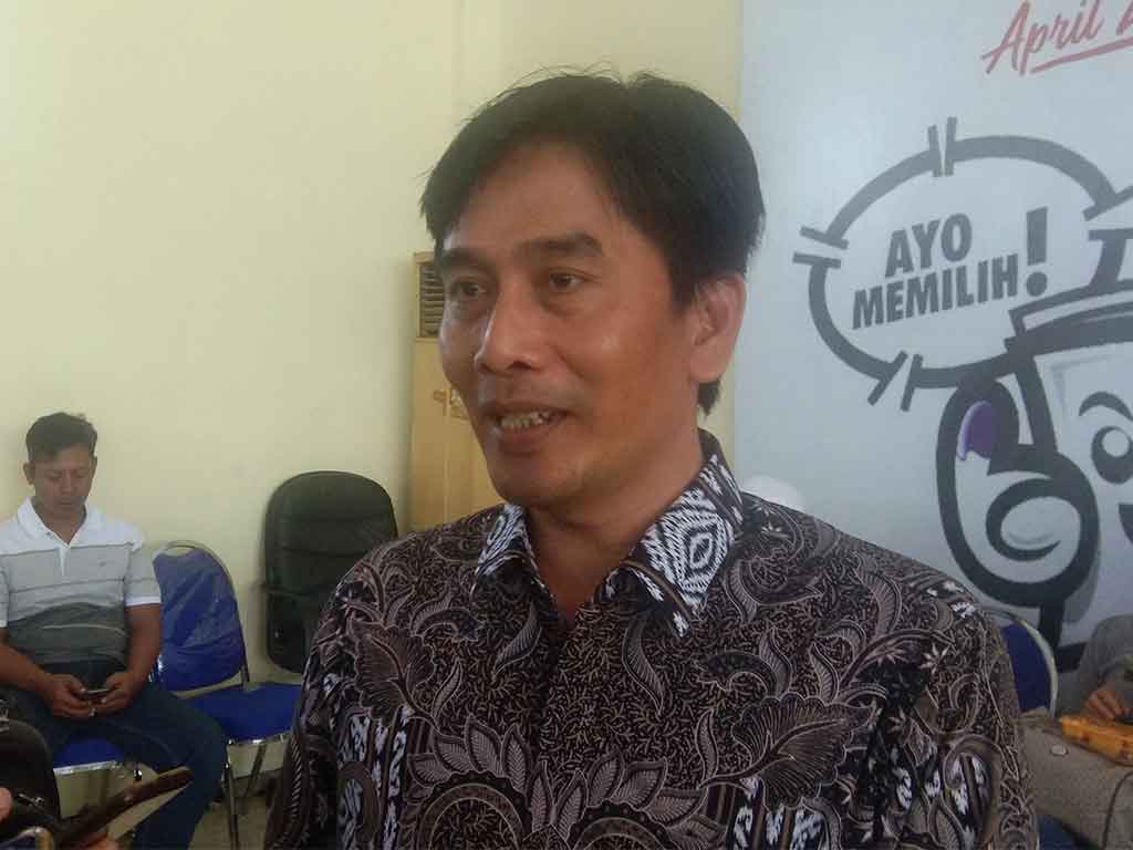 Ketua KPU Surabaya