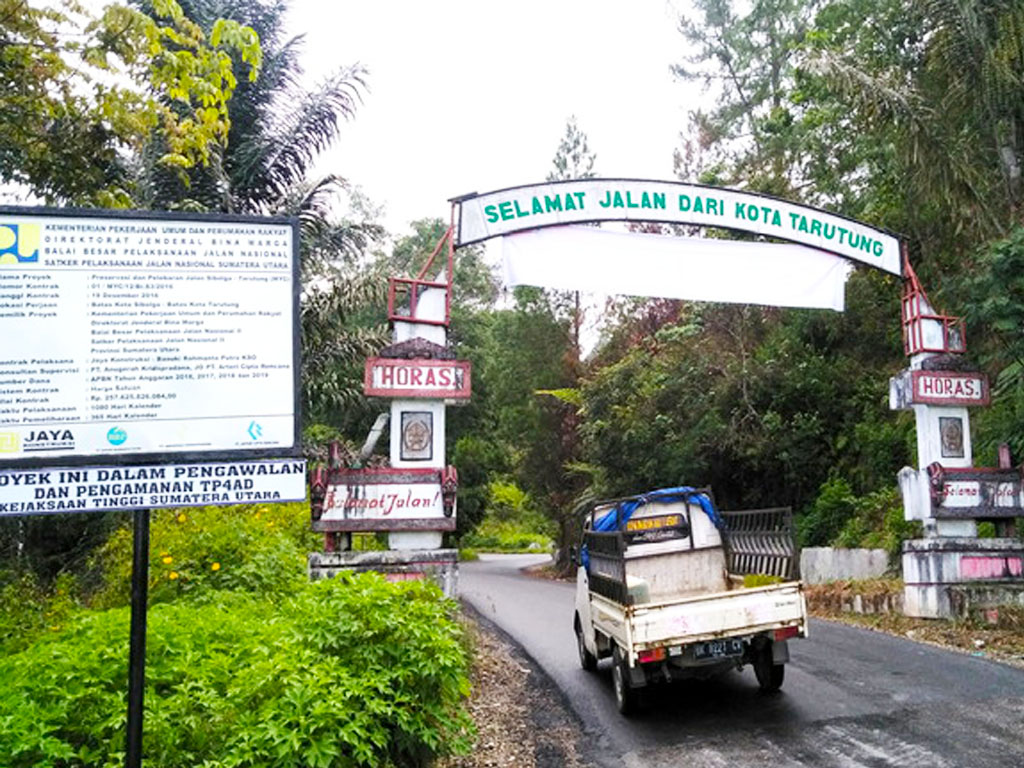 Jalan Rusak Taput