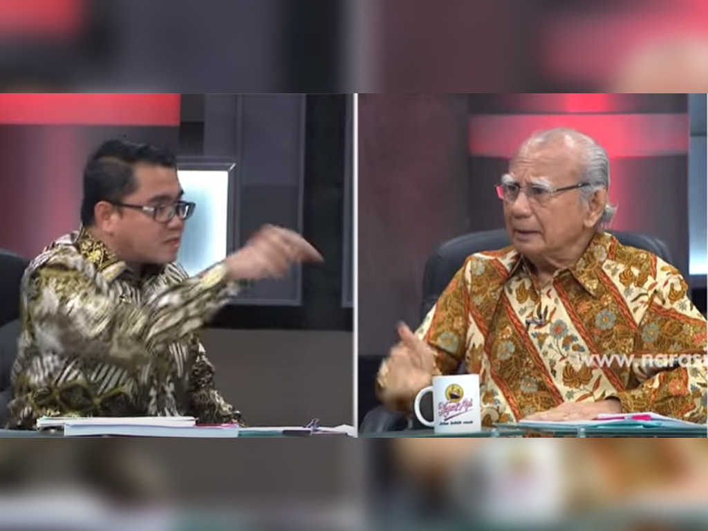 Arteria Dahlan vs Emil Salim