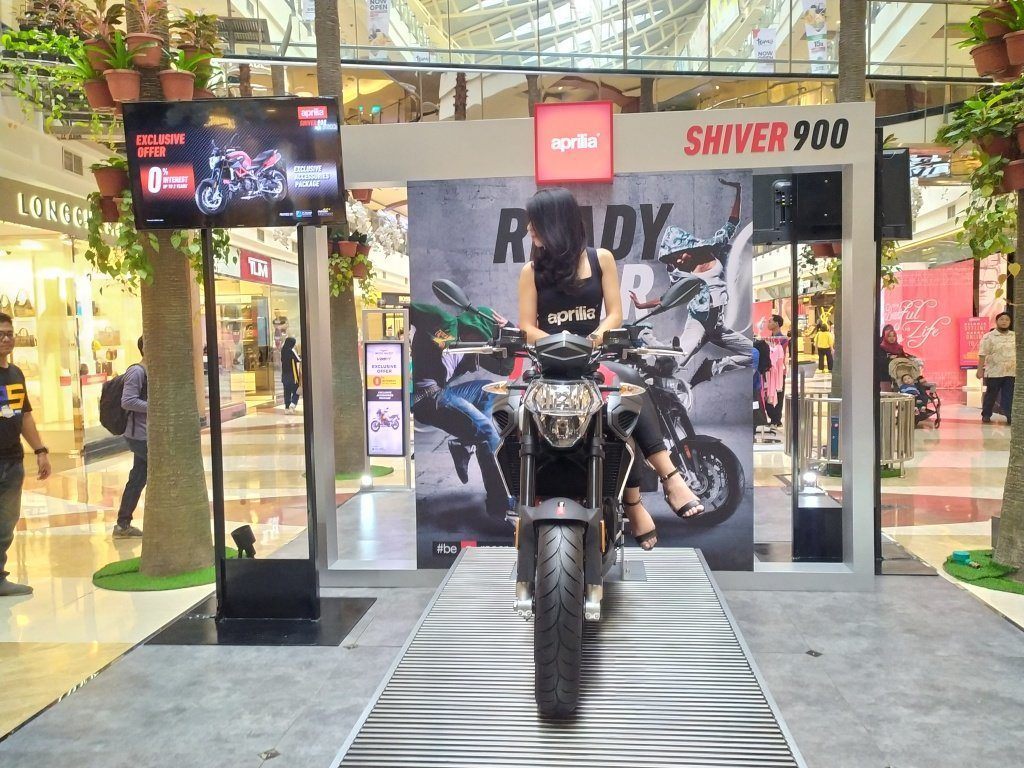 Aprillia Shiver 900