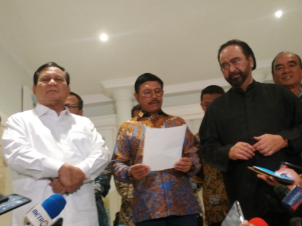 Prabowo Subianto, Johnny G Plate dan Surya Paloh