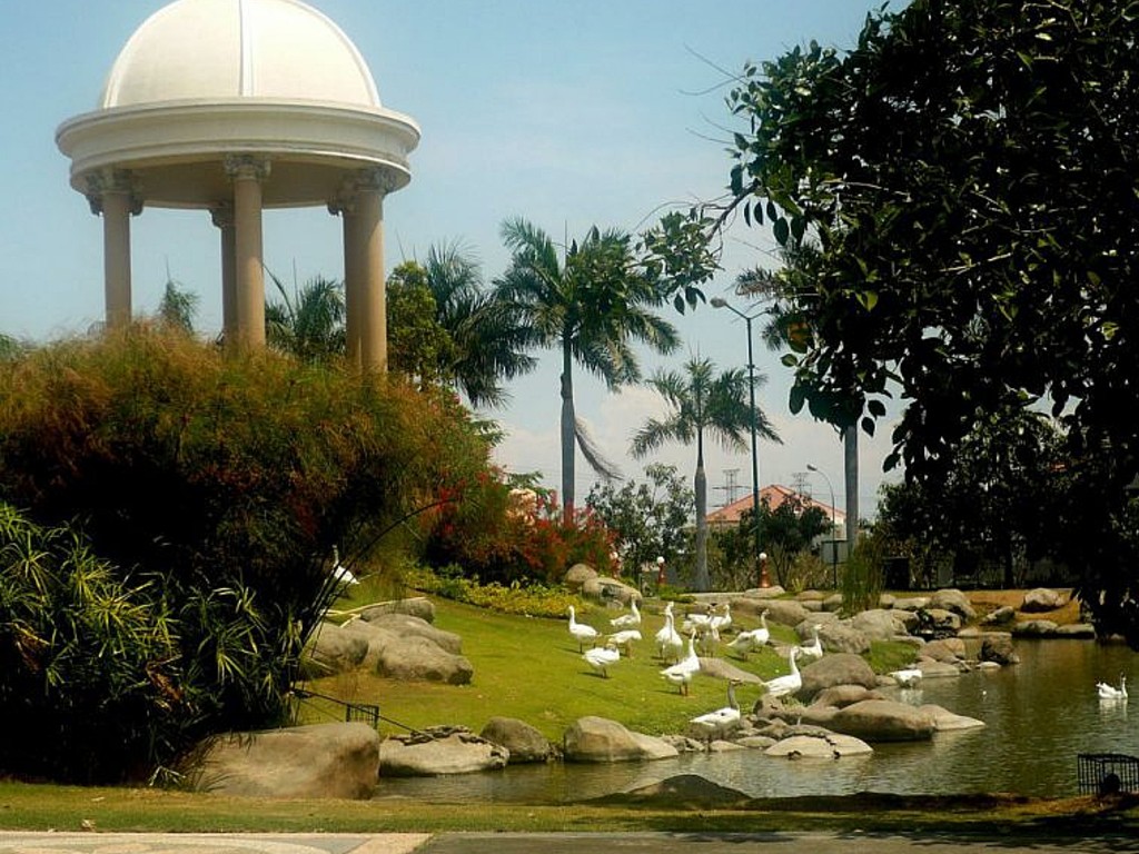 Taman Angsa Pakuwon City