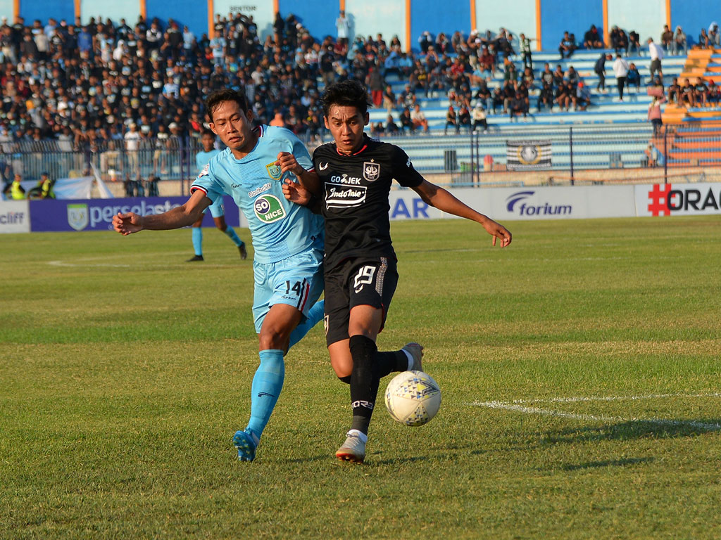 Persela vs PSIS