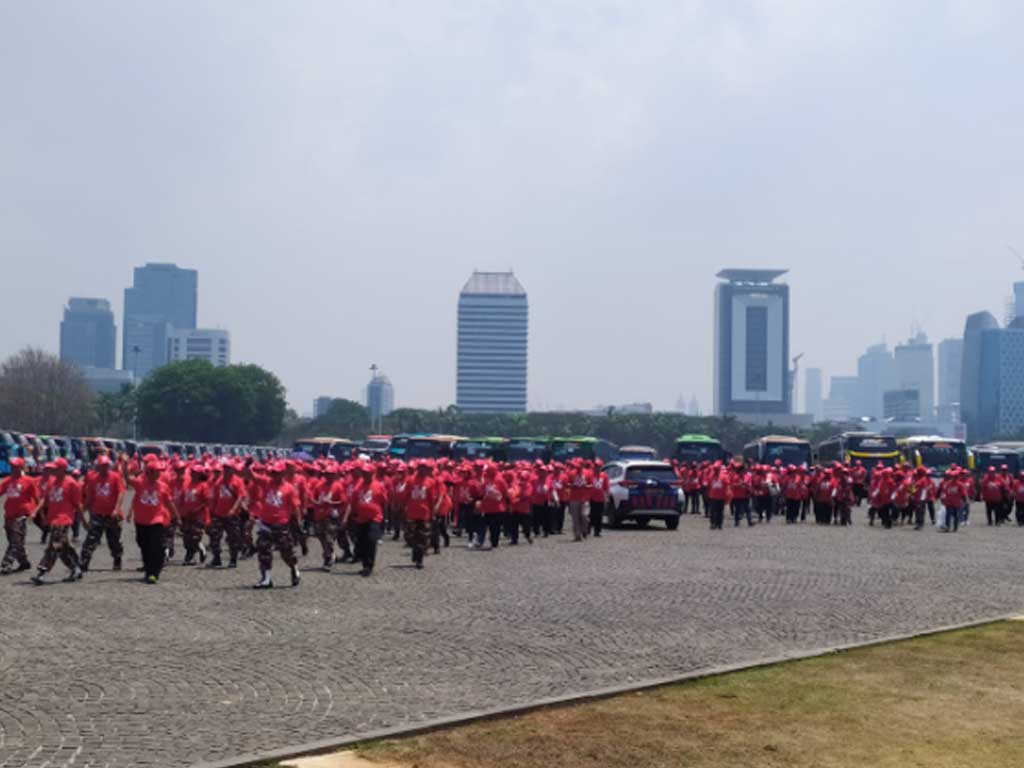 Relawan Jokowi-Ma\'ruf