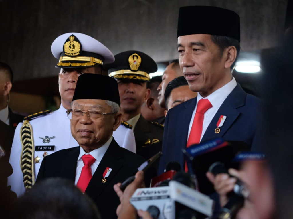 Jokowi dan Ma\'ruf