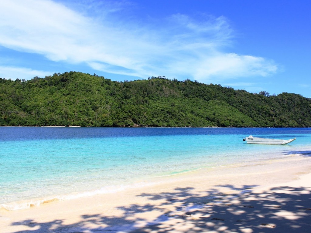 Pantai Pasir Putih Lampung