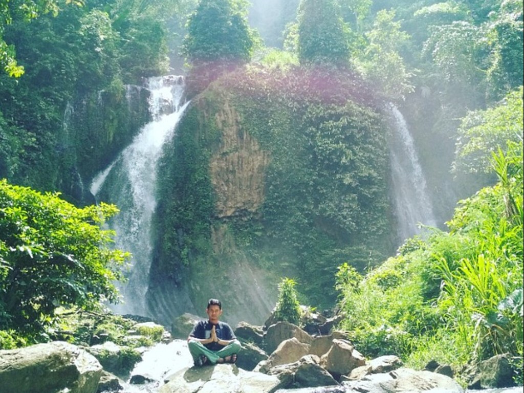 Air Terjun Lembah Pelangi Lampung