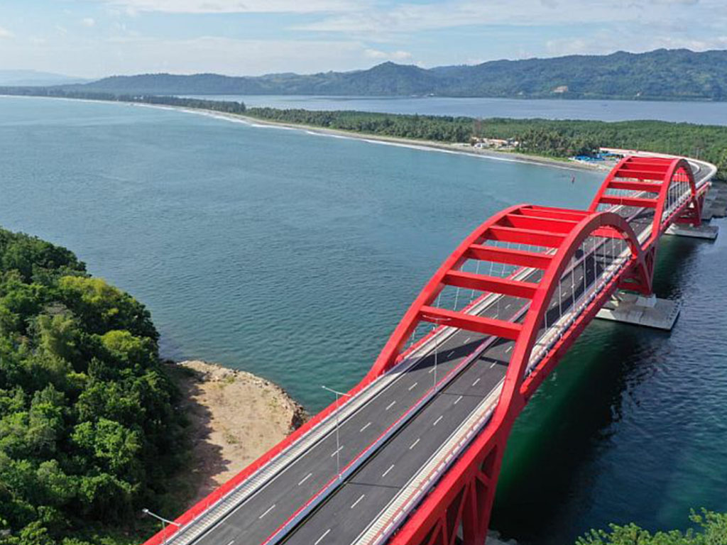 Jembatan Merah Putih Youtefa