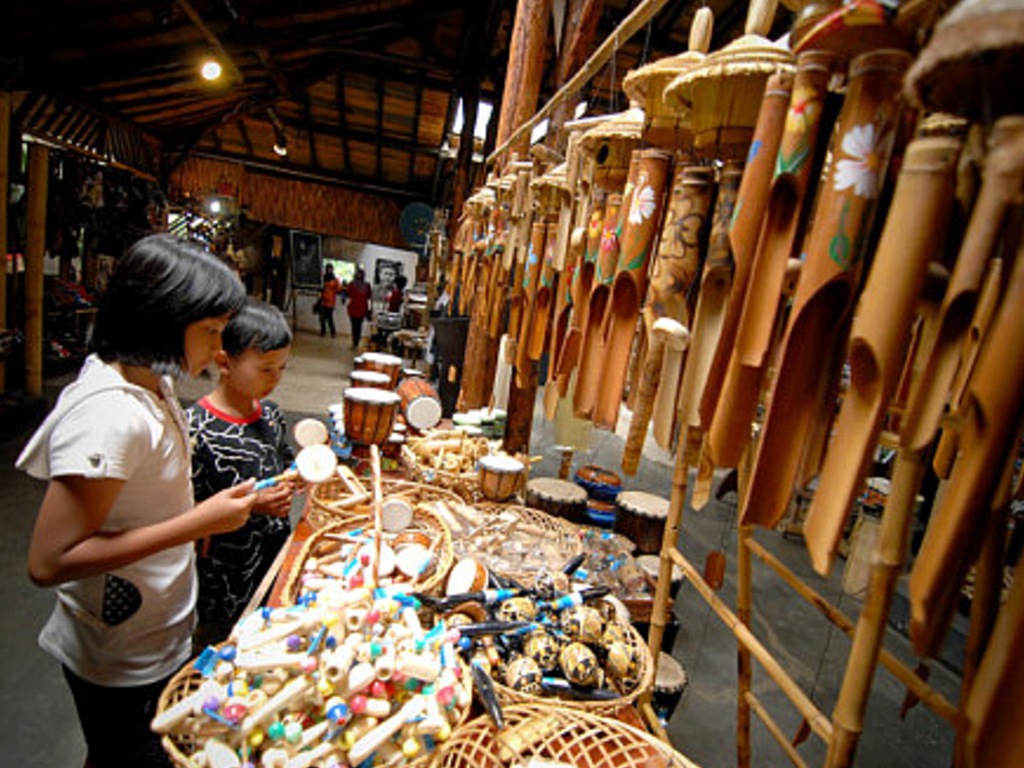 Saung Angklung Udjo di Bandung