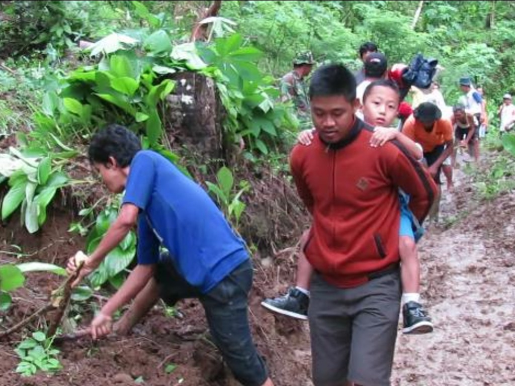 Longsor di Kulon Progo