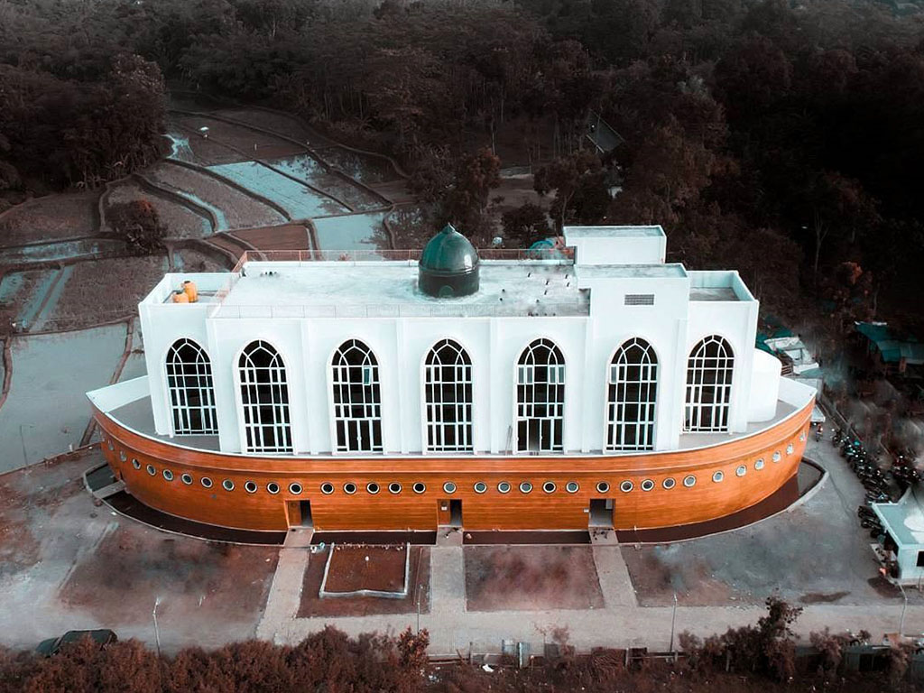 Masjid Kapal Semarang