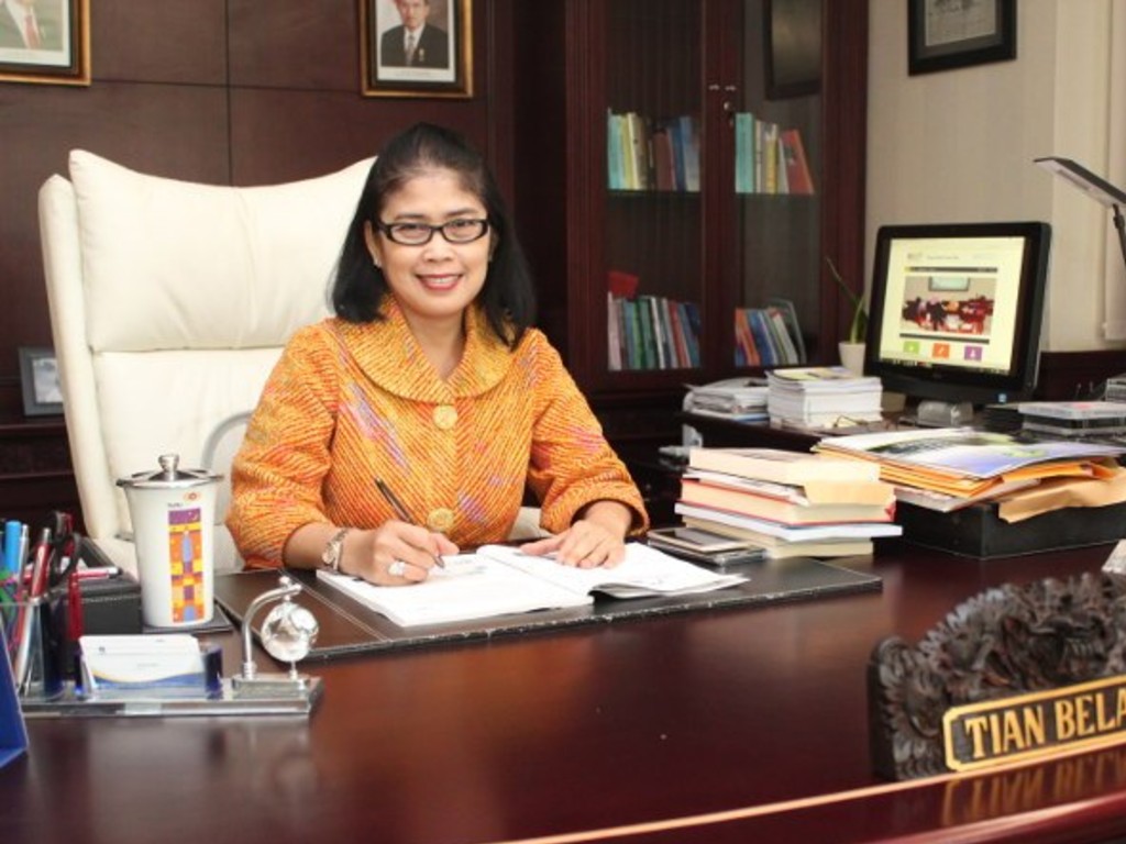 Rektor Universitas Terbuka (UT) Prof. Ir. Tian Belawati, M.Ed., Ph.D.