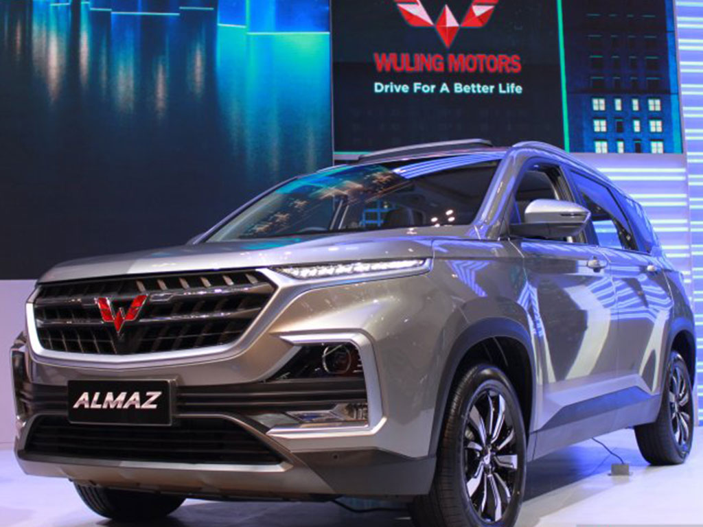 Wuling Almaz