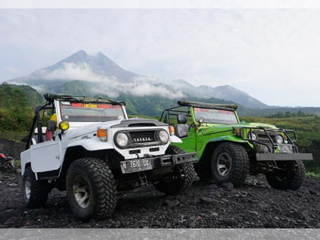 Jeep Merapi