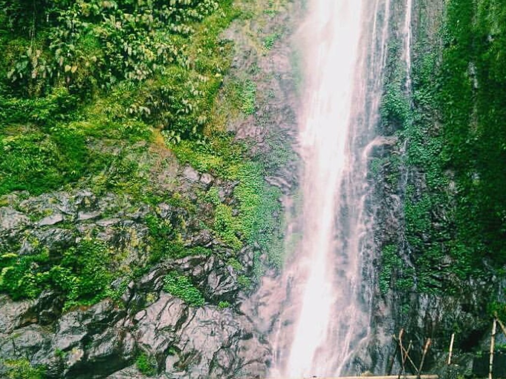 Air Terjun Sedudo