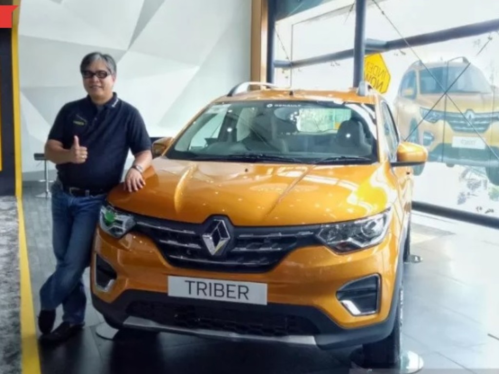 Chief Operating Officer Maxindo Renault Indonesia Davy J Tuilan
