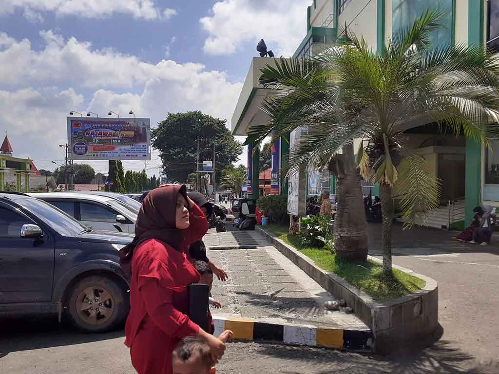 Bahu jalan di sidempuan