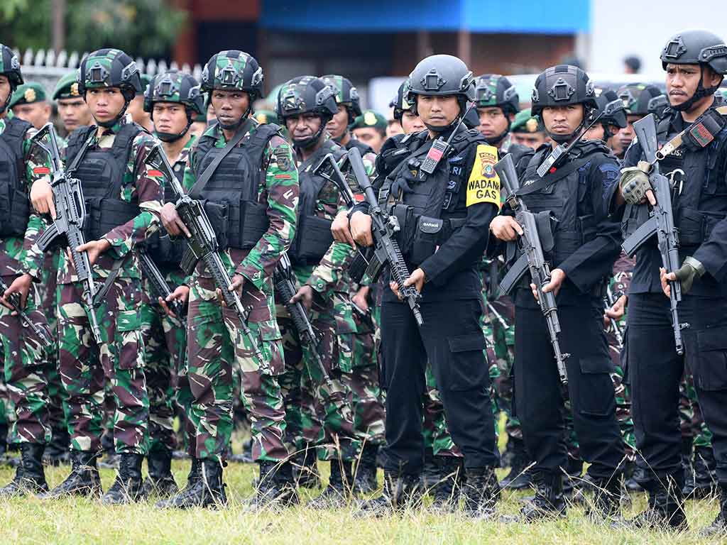 TNI-Polri di Wamena