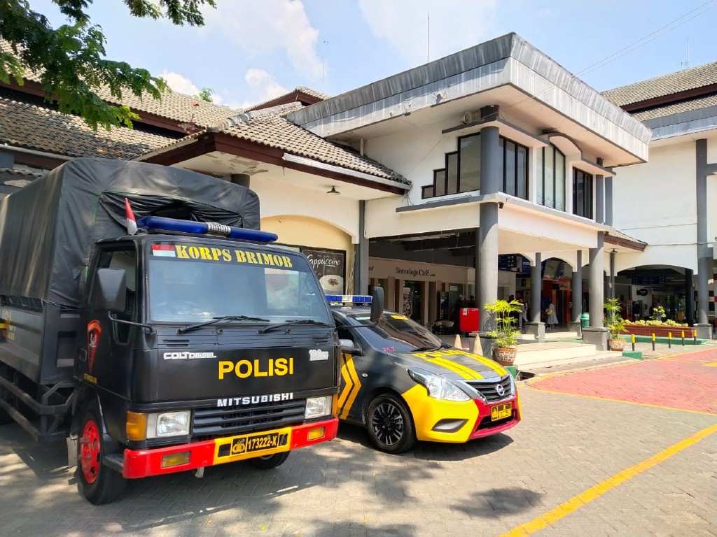 Polisi