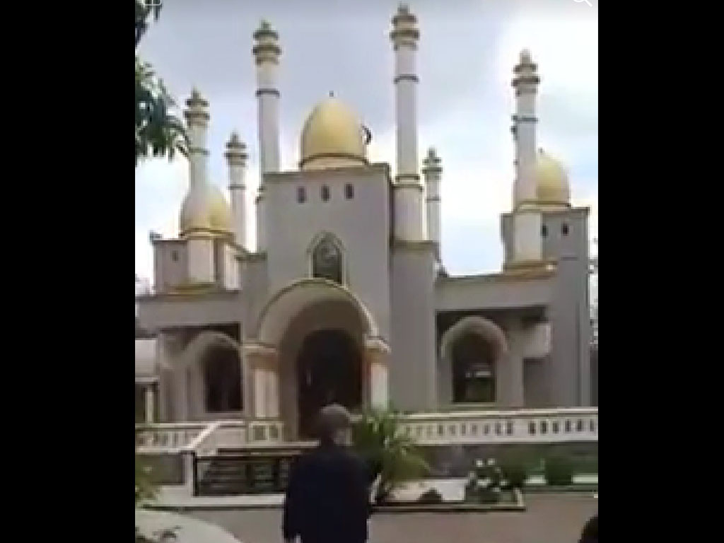 Masjid di Tengah Hutan di Sul-Sel