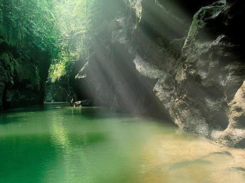 Sungai Gulamo di Riau