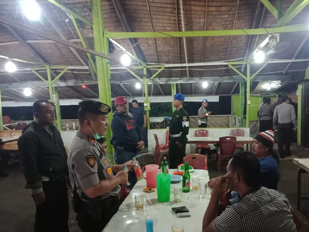 Grebek Lokasi Perjudian