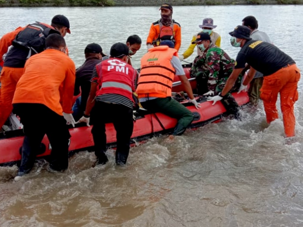 Tenggelam di Aceh