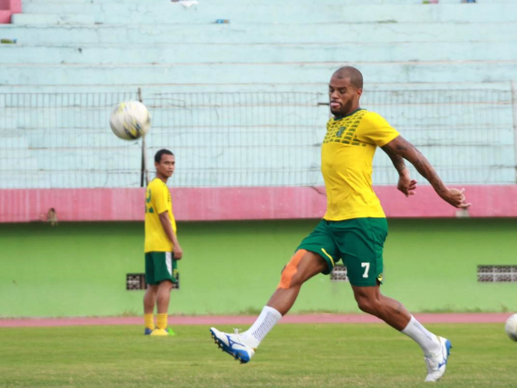 Persebaya latihan