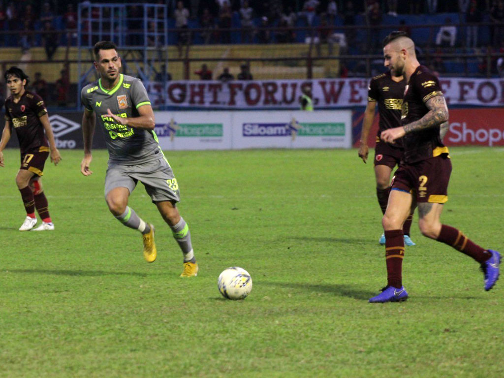 PSM vs Borneo FC