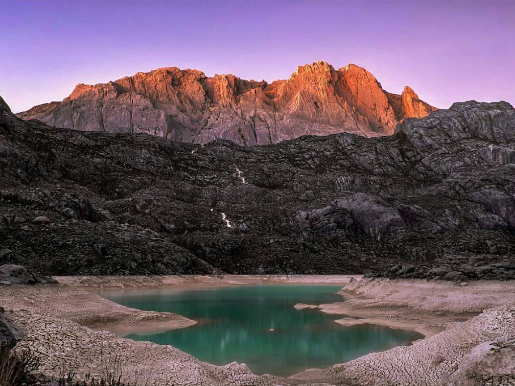 Foto Taman Nasional Lorentz Surga di Tanah Papua Tagar