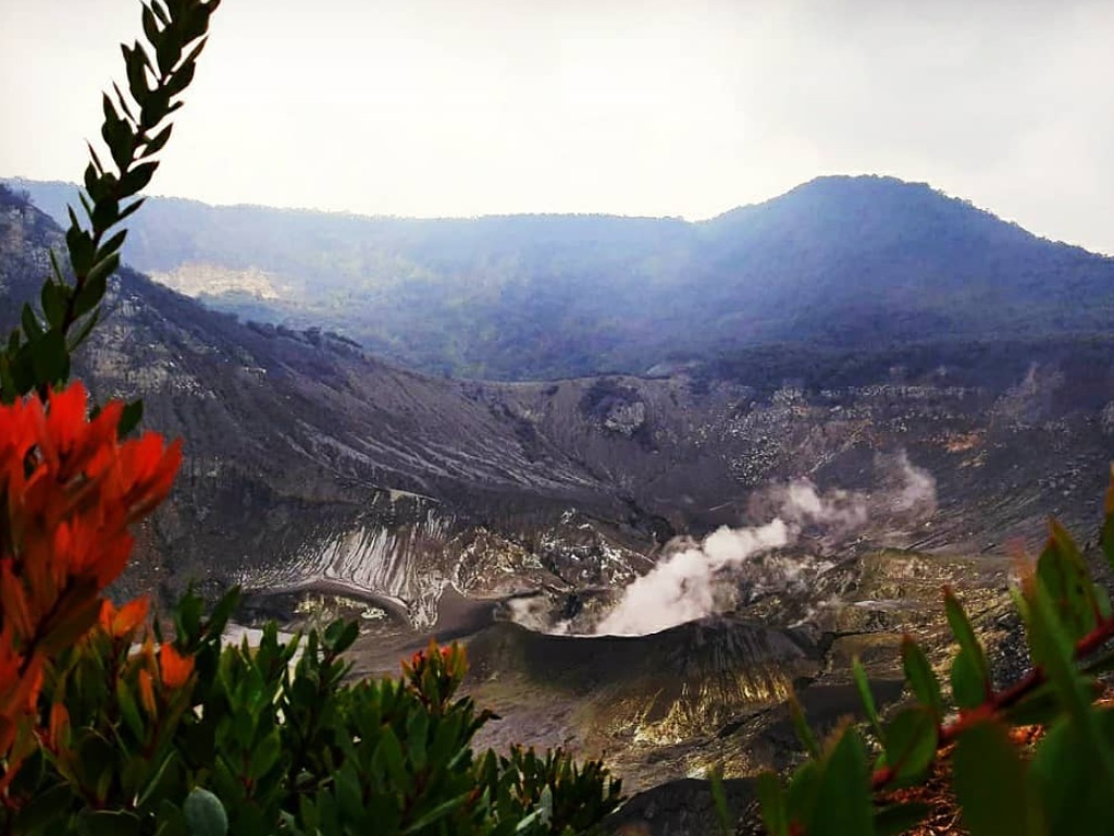 Tangkuban Perahu